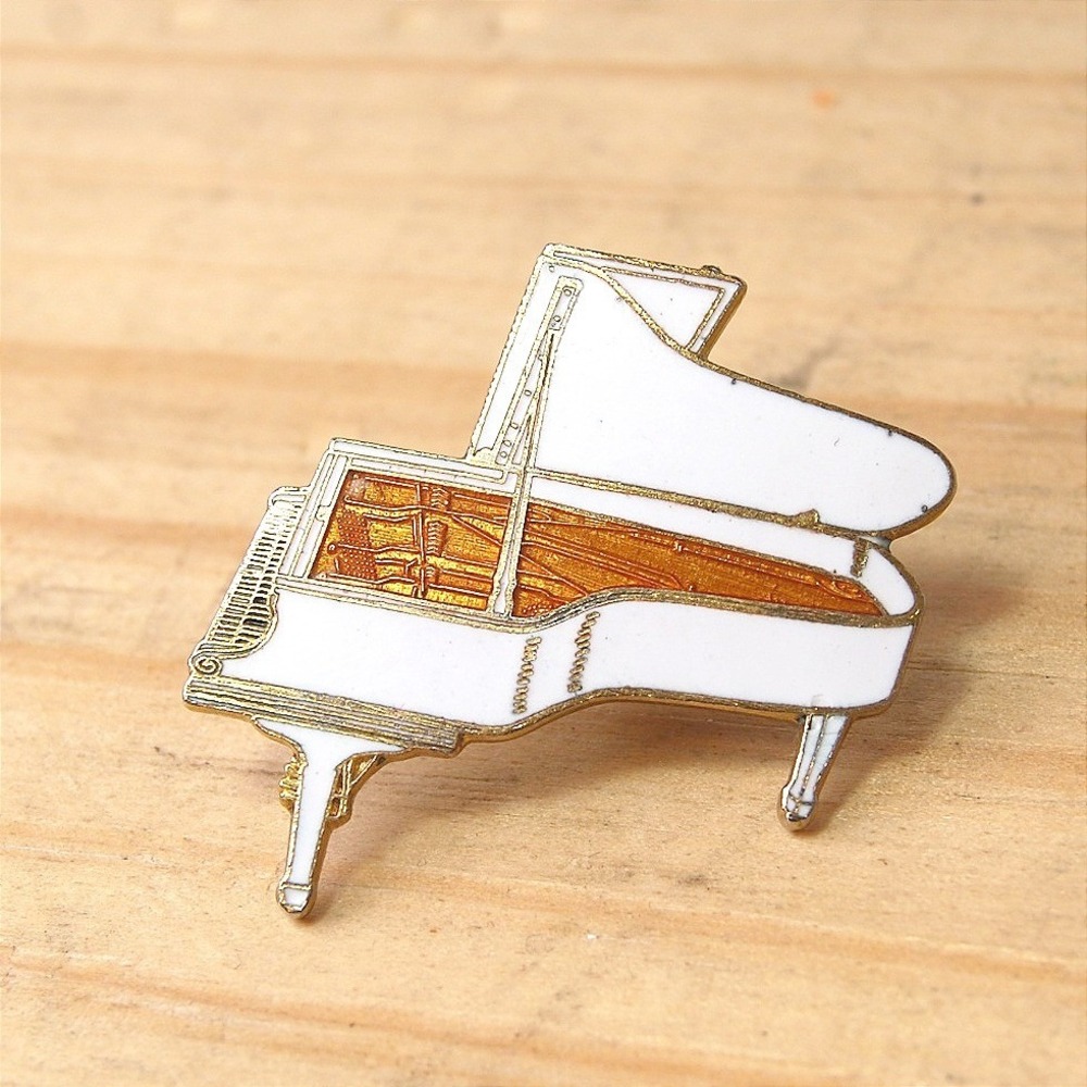 Vintage Grand Piano Pin White & Gold Enamel Brooch Retro Unisex Jewelry